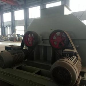 臥式粉碎機(jī)完工，準(zhǔn)備發(fā)貨